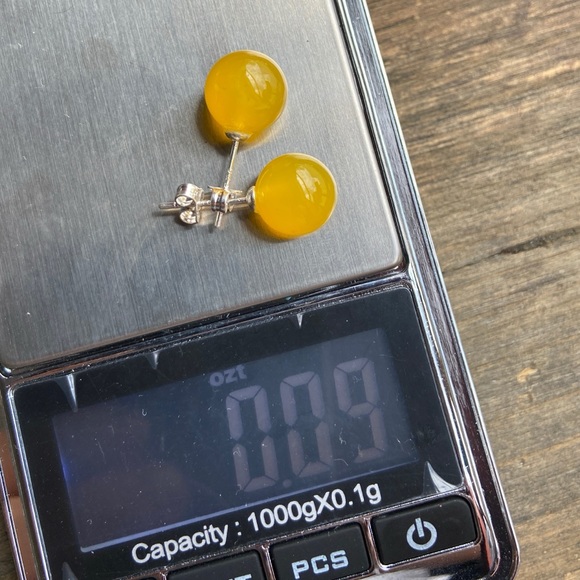 YELLOW JADE BIG 9 MM STERLING SILVER STUDS - Picture 3 of 4